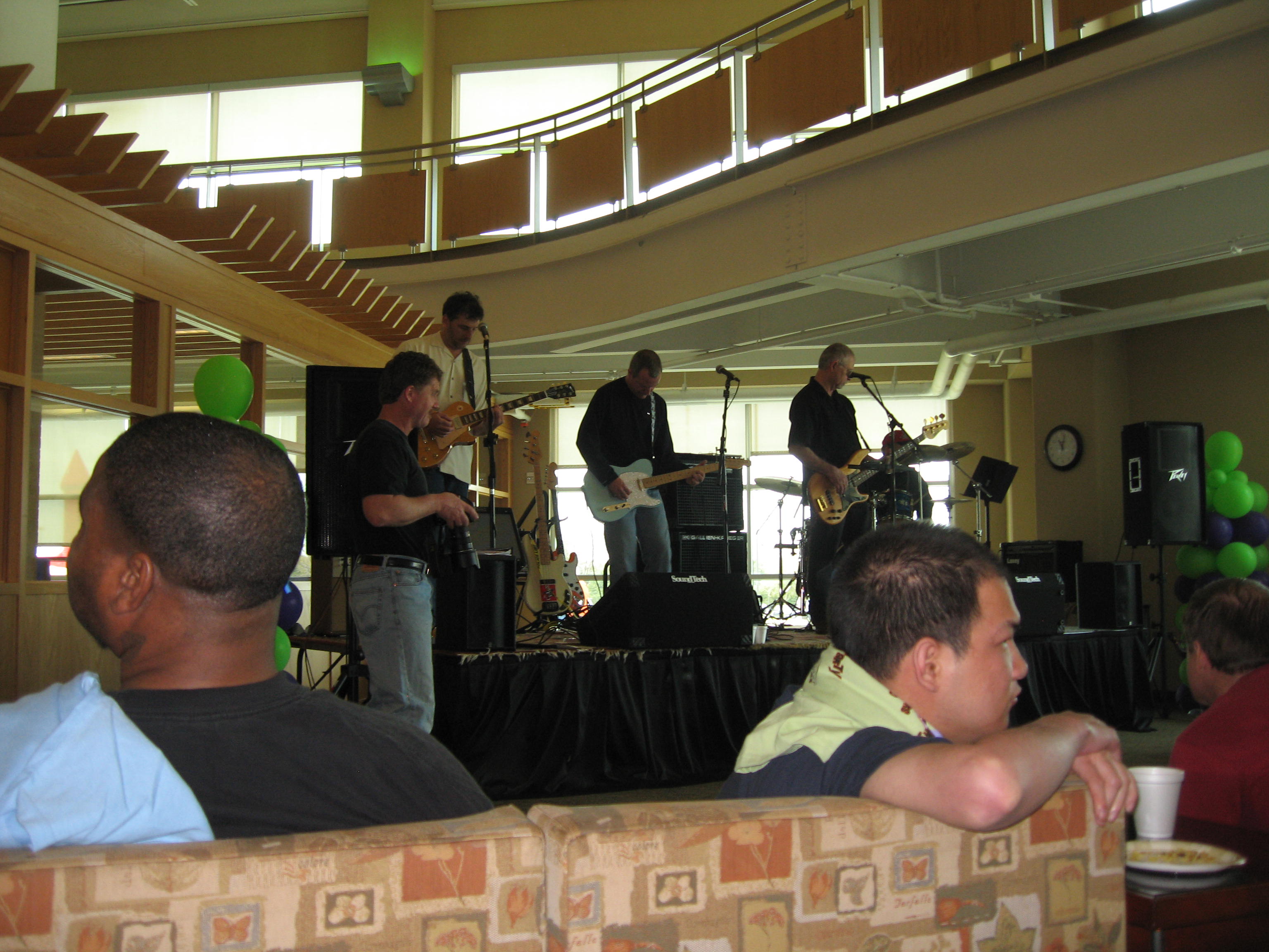 10.03.06 blk prty pics 030